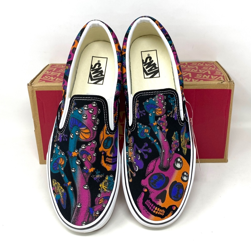 VANS Classic Slip On Low Top Black Multi Canvas Women Sneakers Size VN0A7Q5D0ZB - Picture 8 of 12